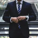 )ريادة الأعمال